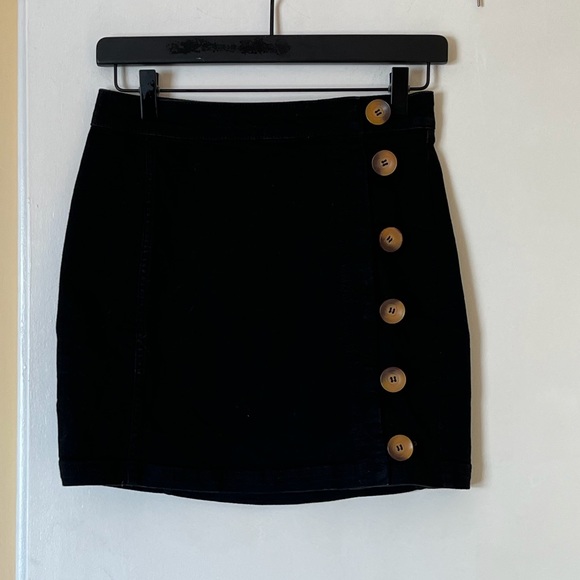 FREE PEOPLE skirt - size 4 - EUC - Picture 1 of 3